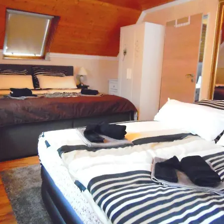 Ferienhaus Ferienhaus Eifelcottage Am Waldseepfad - Badesee Traumferienhaeuser-eifel *