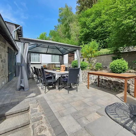 Ferienhaus Eifelcottage Am Waldseepfad - Badesee Traumferienhaeuser-eifel 度假居 *