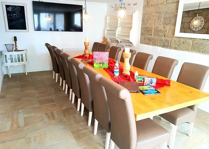 Holiday home Ferienhaus Eifelcottage Am Waldseepfad - Badesee Traumferienhaeuser-eifel