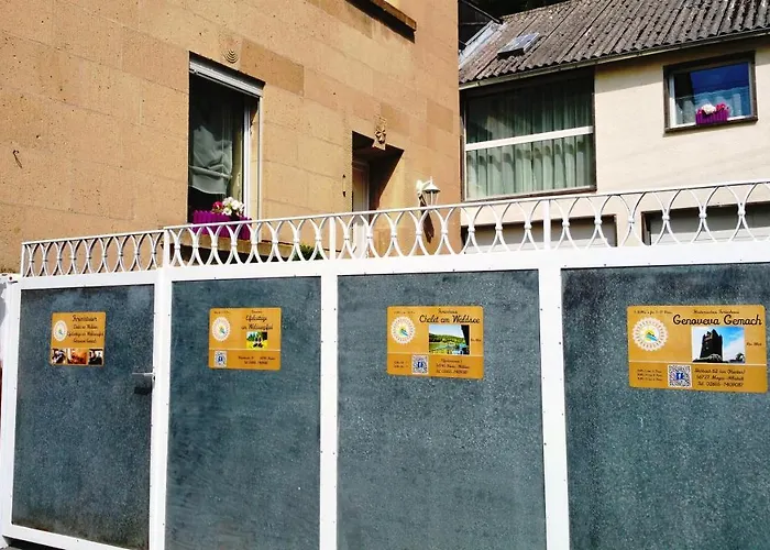 Ferienhaus Eifelcottage Am Waldseepfad - Badesee Traumferienhaeuser-eifel * Rieden (Mayen-Koblenz)